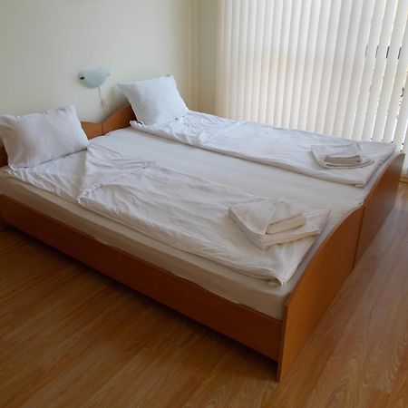 Sunny Fort Apartments Sunny Beach Habitación foto